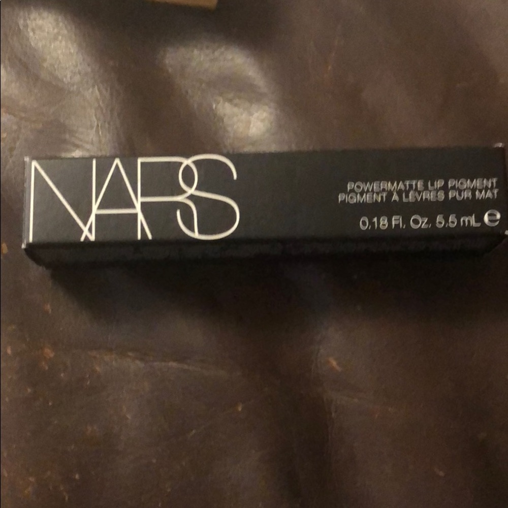 Nars Powermatte Lip Pigment - warm Leatherette